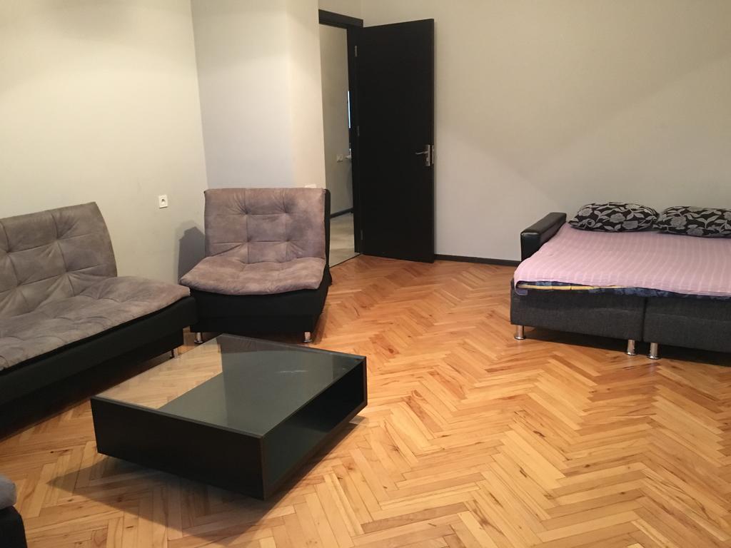 Nana Apartment Tbilisi Exteriör bild